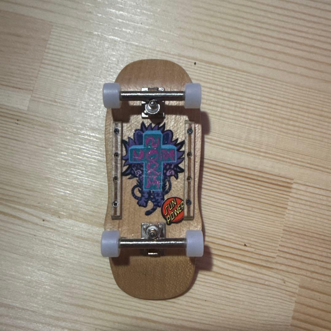 指スケ フィンガーボード NORA black ※ウィールは付きません