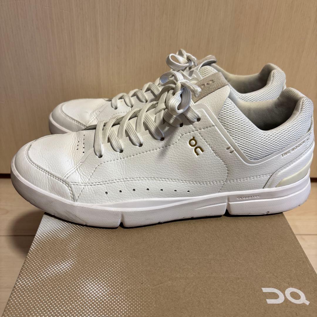 シューズ(男性用) on THE ROGER Centre Court