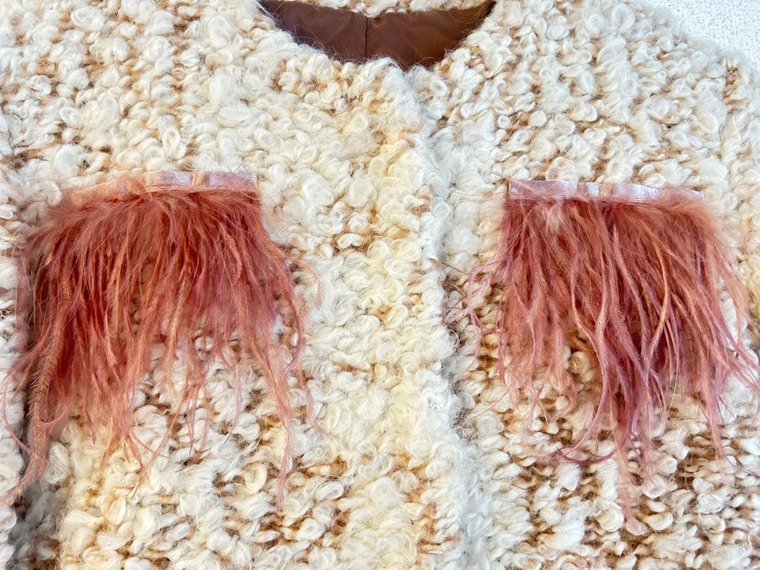 【再値下げ】美品AINEA アイネア ノーカラーツィードジャケット ピンクファー