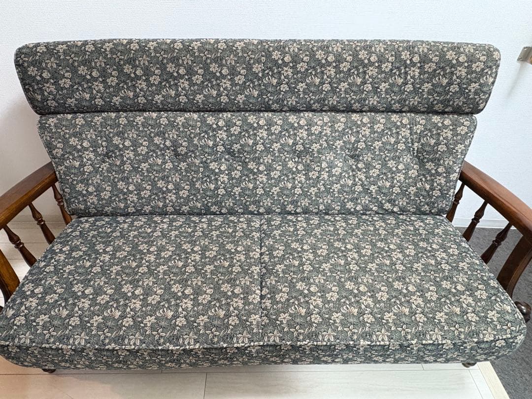 【美品】karimoku 2人掛けソファ 花柄 カリモク コロニアル