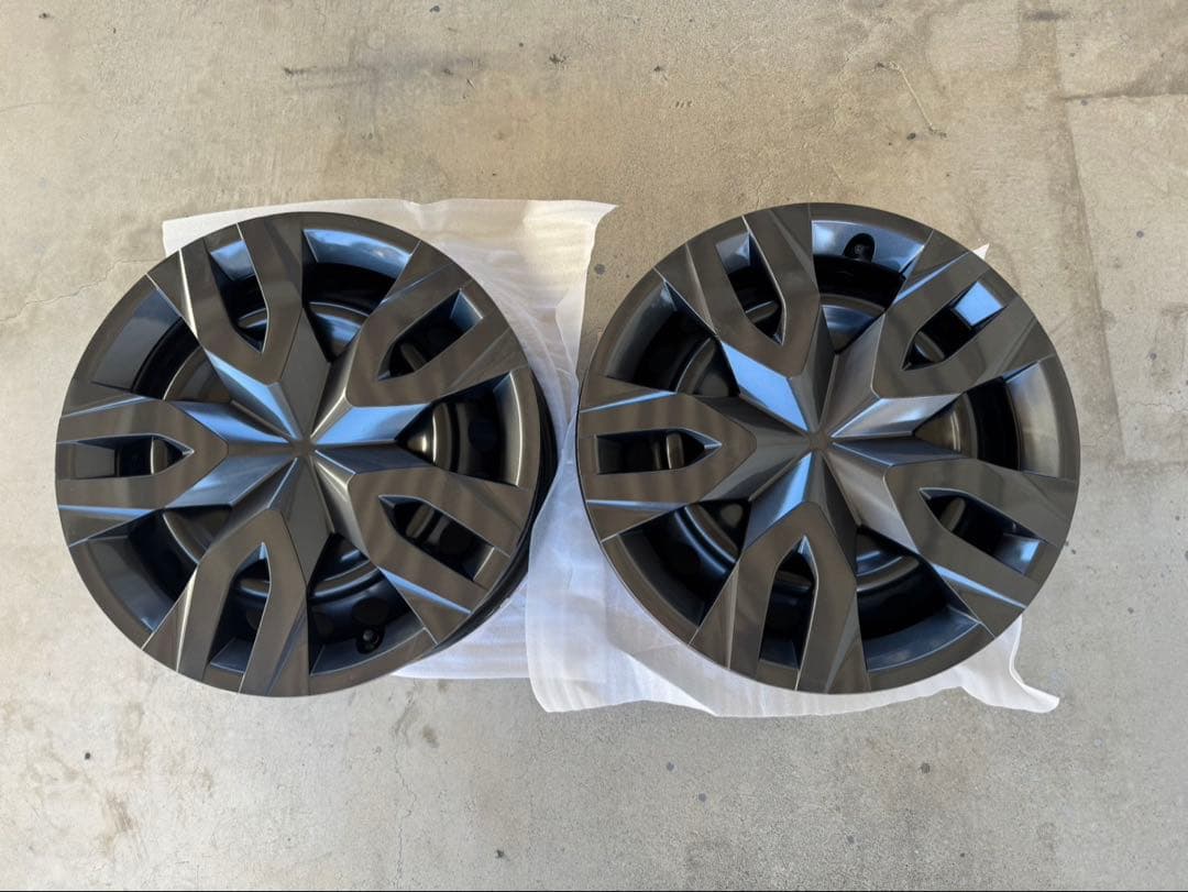 新型プリウス60用　トヨタ純正　スチールホイール&ホイルキャップ