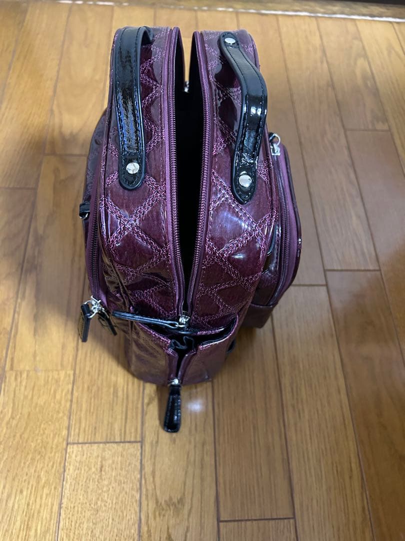 スワニー バーガンディ キルティングバッグとキャリーケース