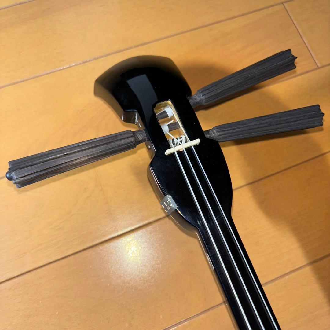 沖縄三線 蛇皮 三味線 ソフトケース付き