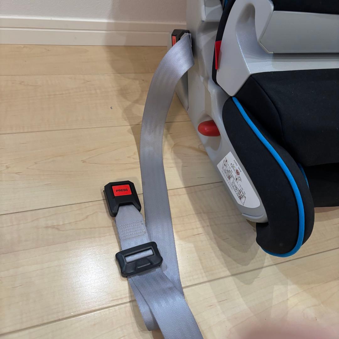  チャイルドシート　ジュニアシート　インパクトシールド付き