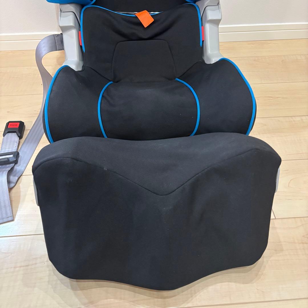  チャイルドシート　ジュニアシート　インパクトシールド付き