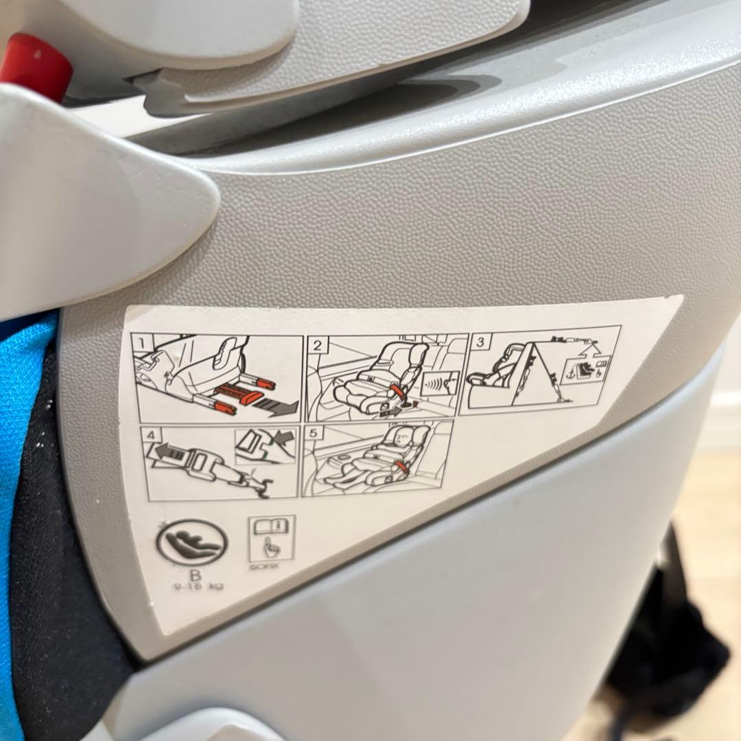  チャイルドシート　ジュニアシート　インパクトシールド付き