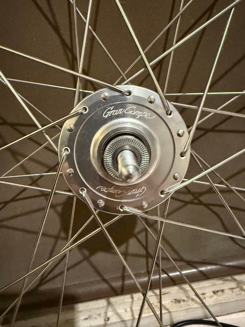 ピスト700cフロントホイール