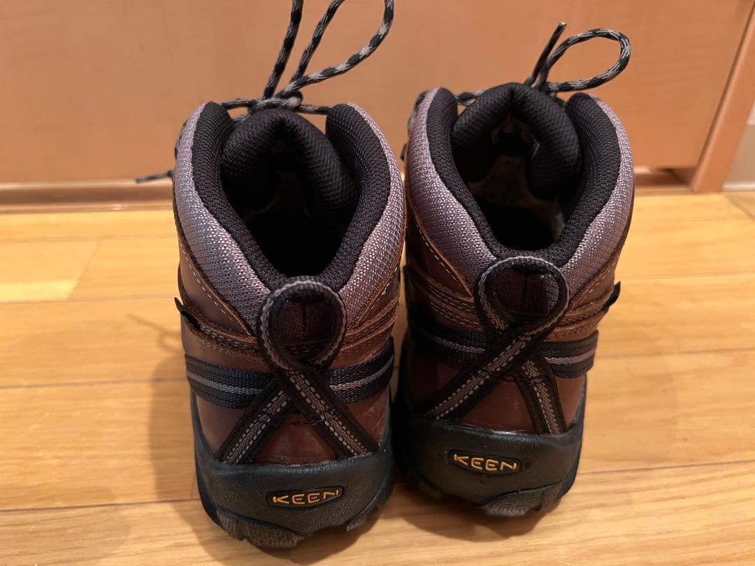 KEEN キーン (25) トレッキングシューズ 登山靴