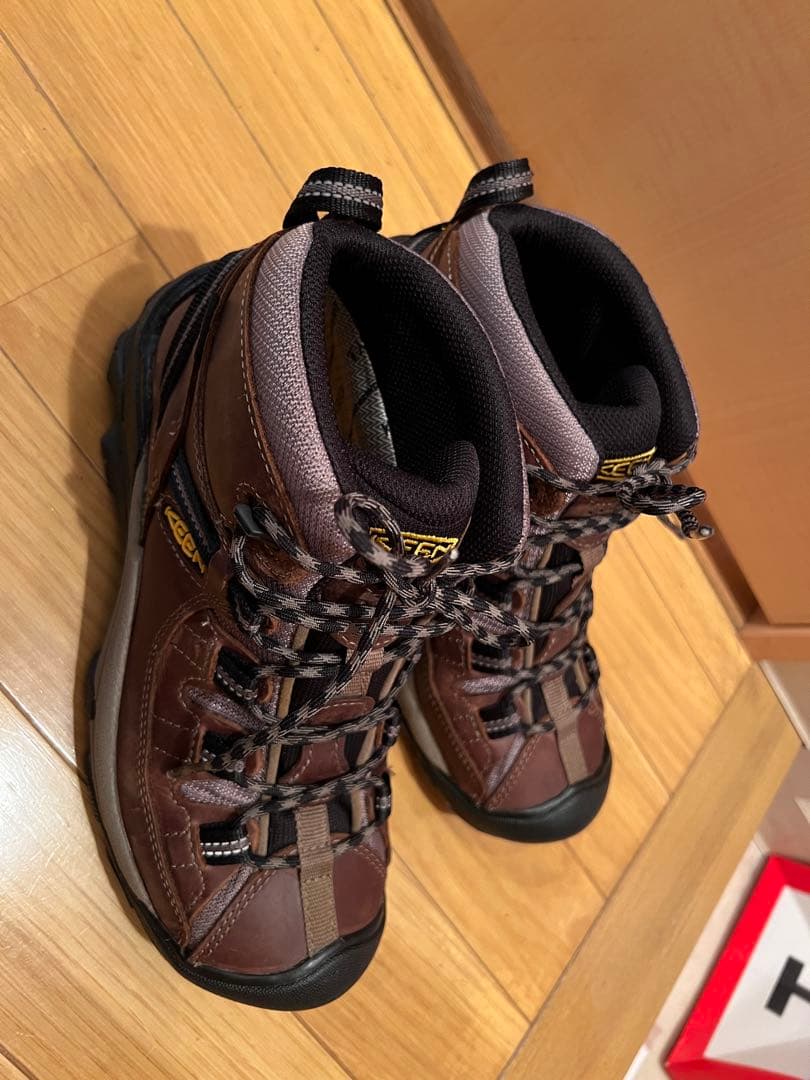 KEEN キーン (25) トレッキングシューズ 登山靴