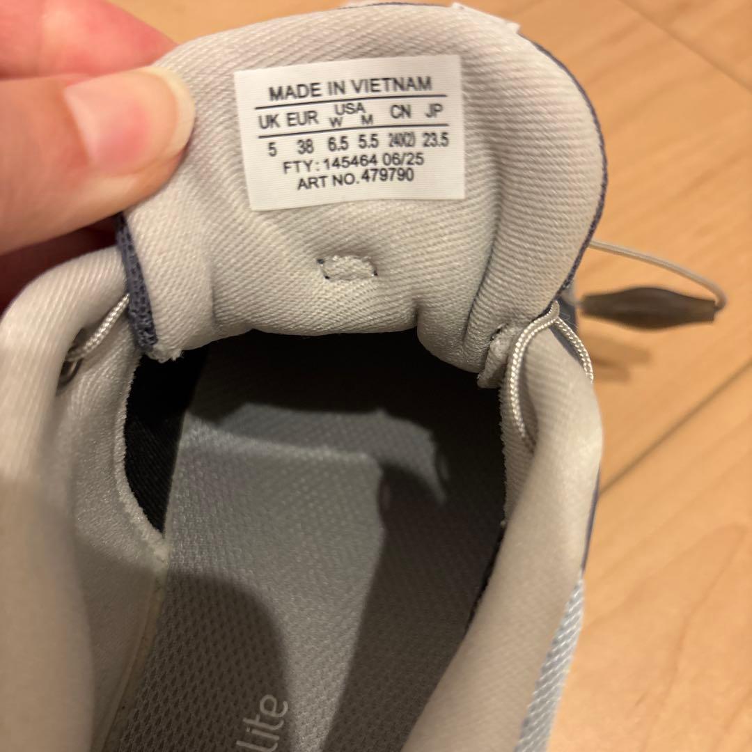 SALOMON サロモン　XT-WHISPER 23.5cm 129