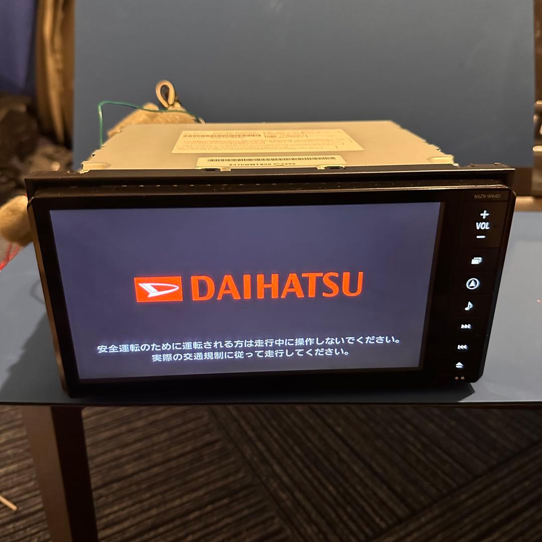 ダイハツ純正ナビ　NSZN-W64D フルセグ　Bluetooth