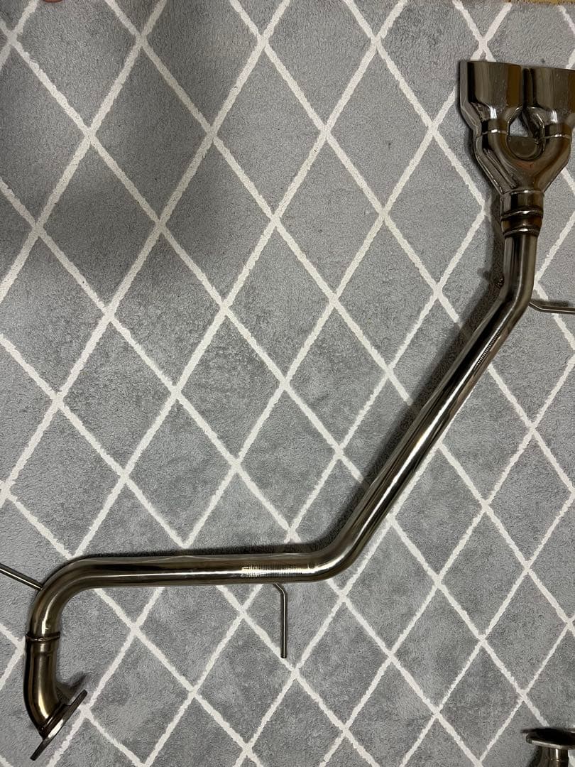 【スリーキャッツ】リアストレートマフラーノア・ヴォクシー/80系/モデリスタ対応