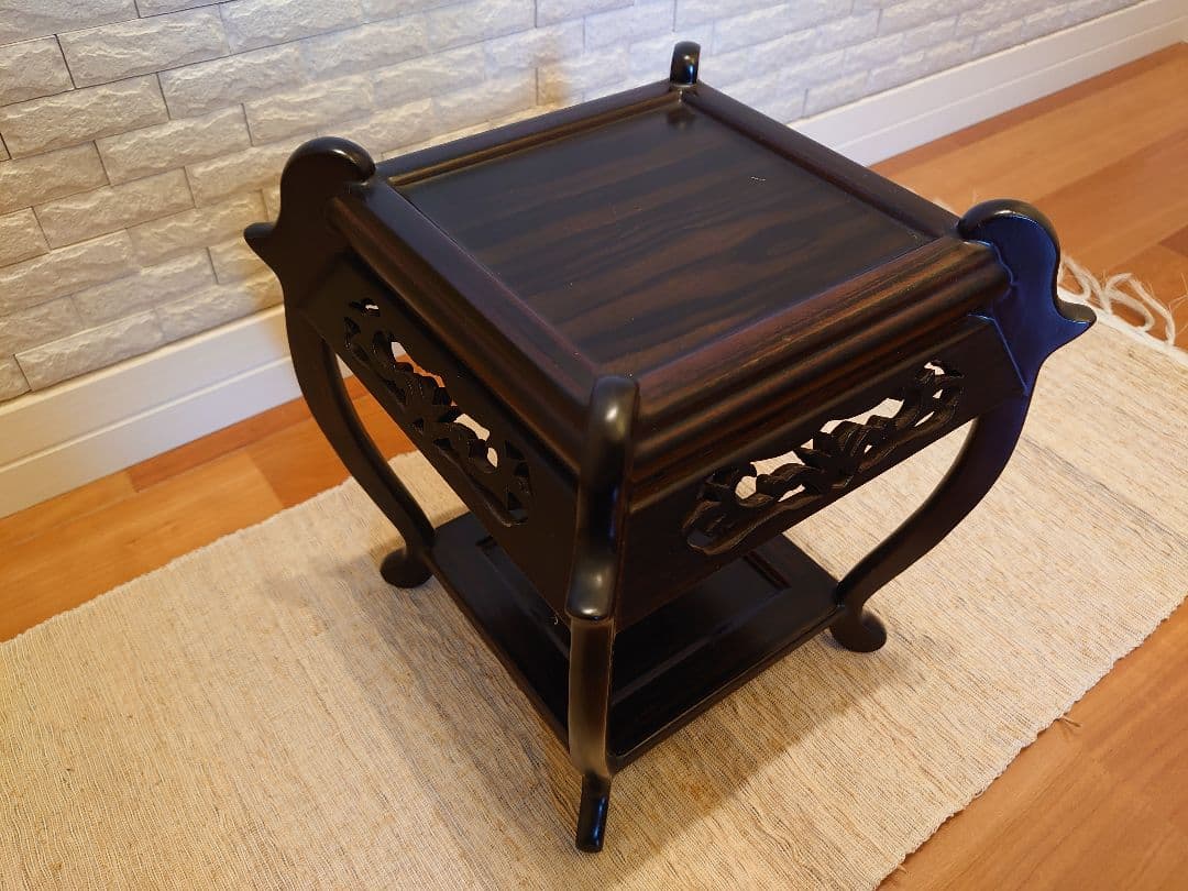 唐木 花台 香炉台 透かし彫り 黒檀