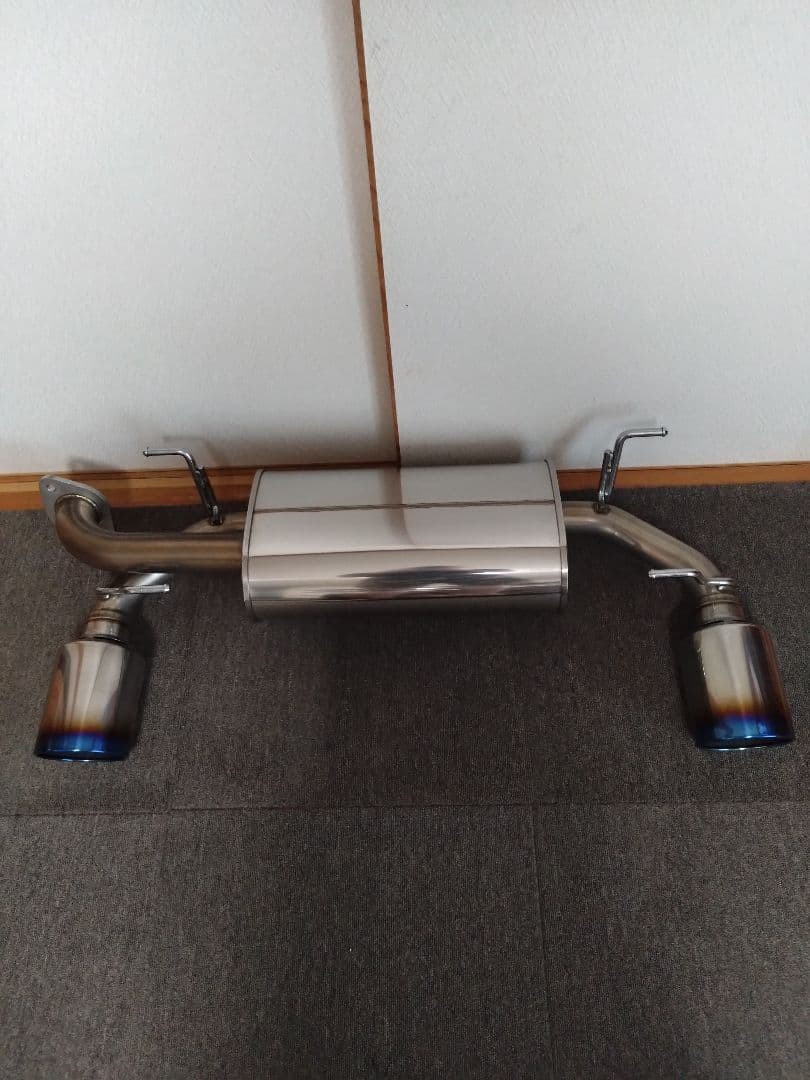 送料無料トヨタ86後期専用HKSリーガマックスプレミアム車検対応！