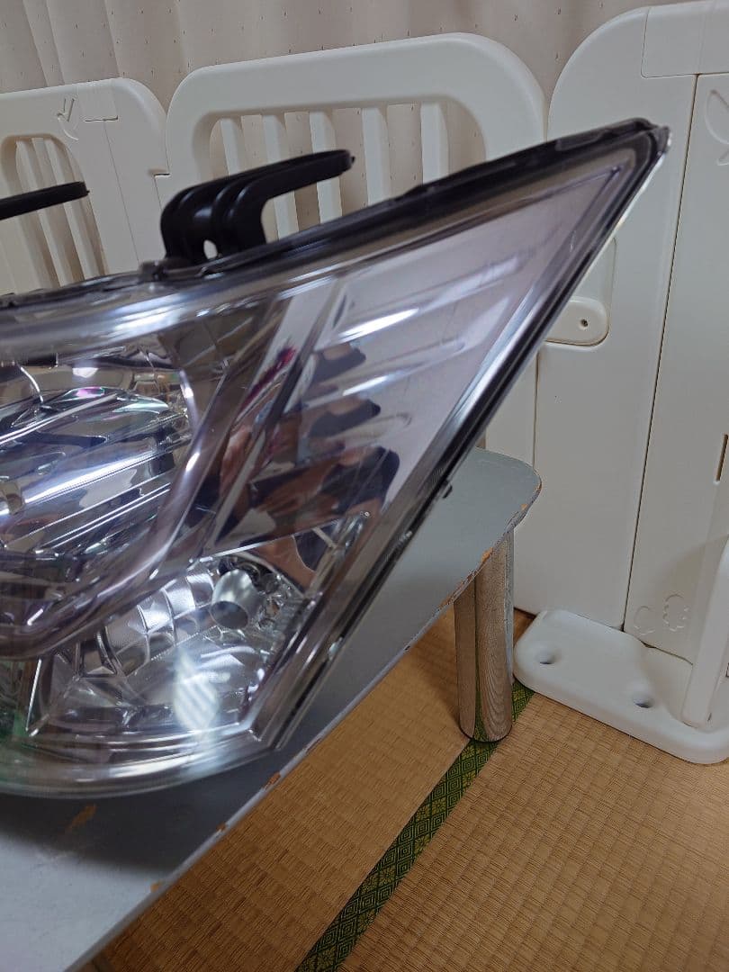 デリカD5 純正ヘッドライト　左右　極上美品　早い者勝ち❕️