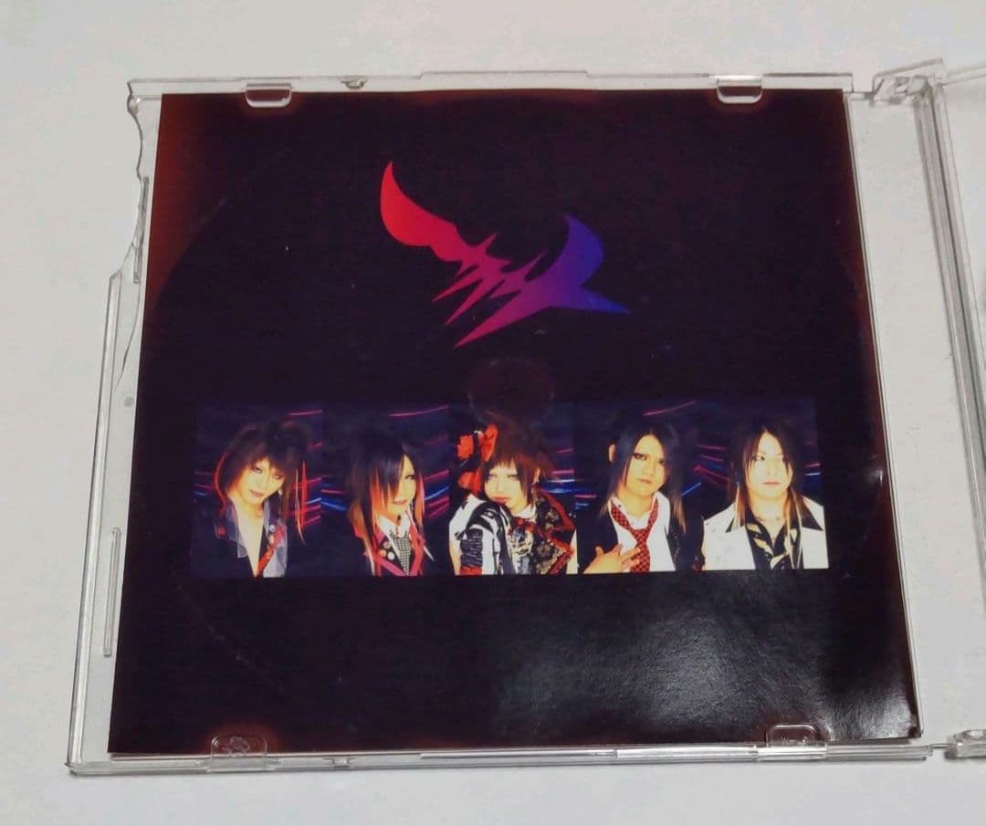 カルト 高飛車アナーキスト BugLug