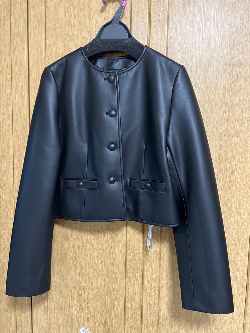 【新品】セルフォード　レザーライクノーカラージャケット