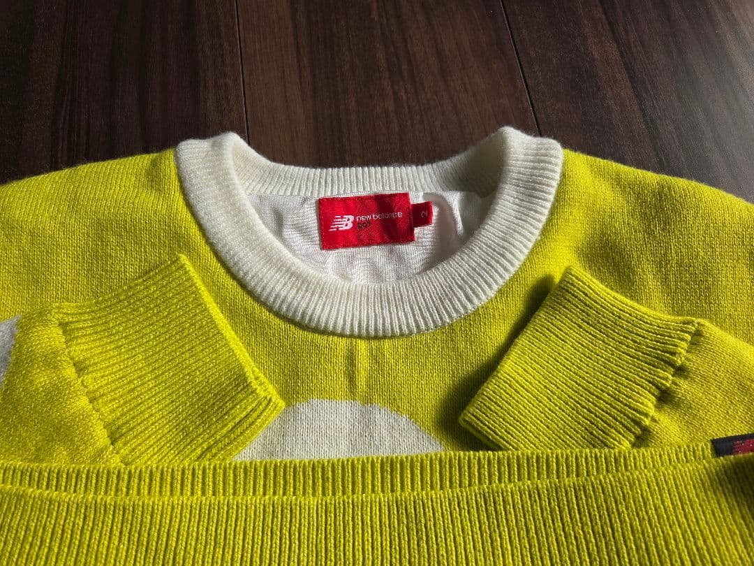 New Balance ロゴ入りニットセーター　サイズ２