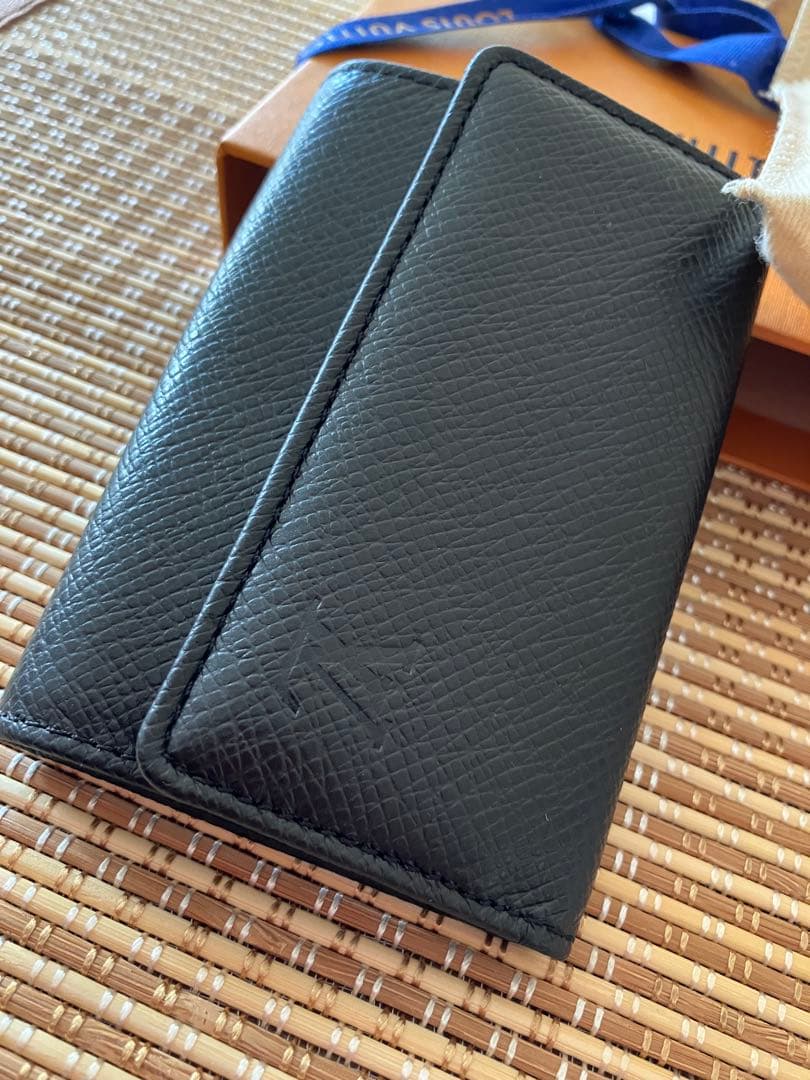 ま*ー様 LOUIS VUITTON ブラック6連キーケース エピ