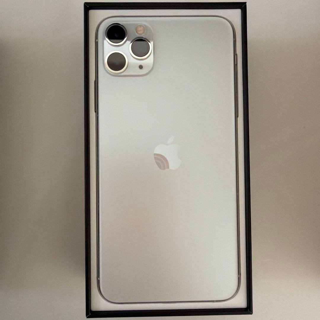 Apple iPhone 11 Pro Max 256GB シルバー