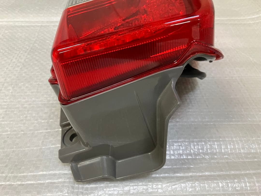 ♦︎ダイハツ★タントLA600S左純正テールランプ♦︎点灯確認済み★良品★