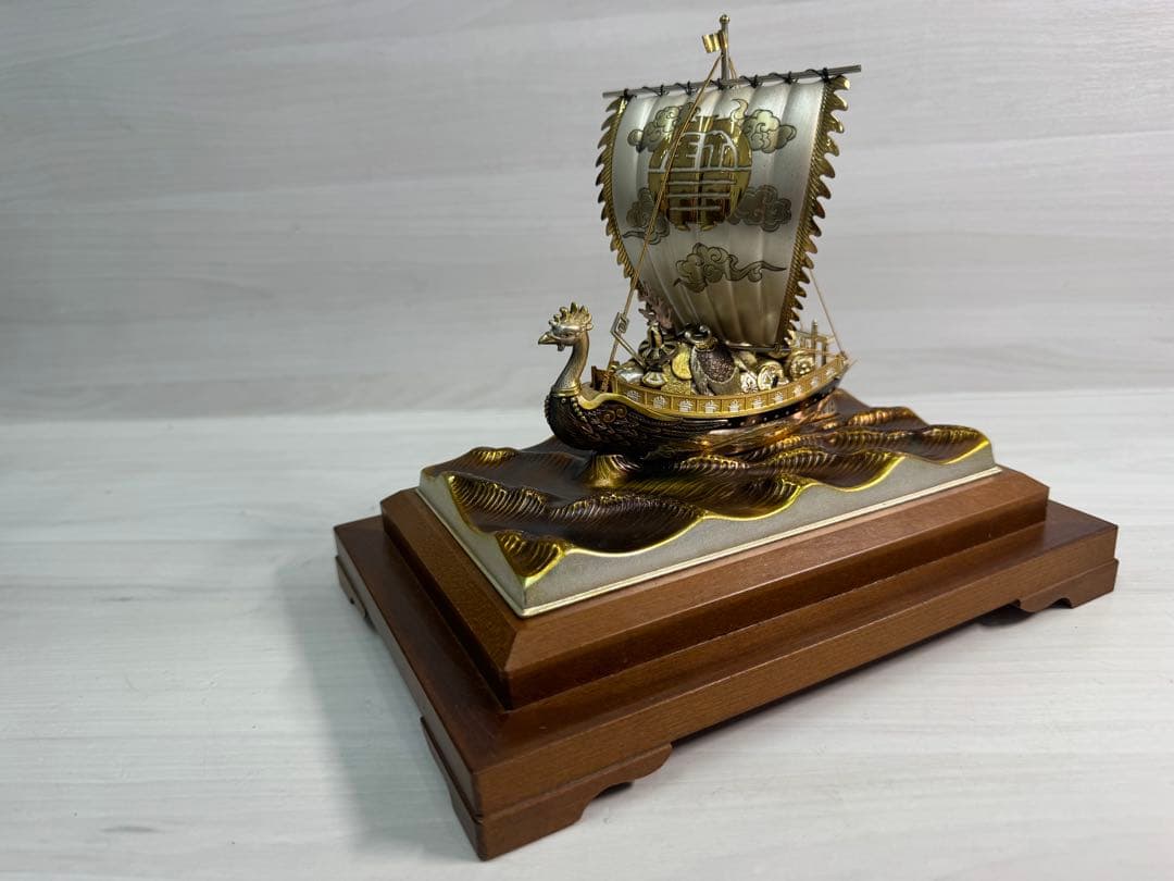 関　武比古　銀製　宝船 ガラスケース付き