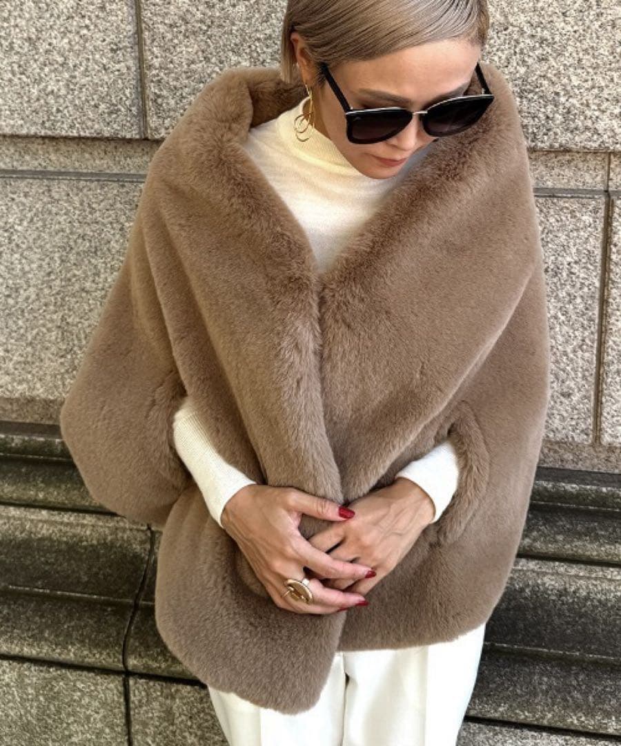 【タグ付き未使用】JENNE ファーケープ