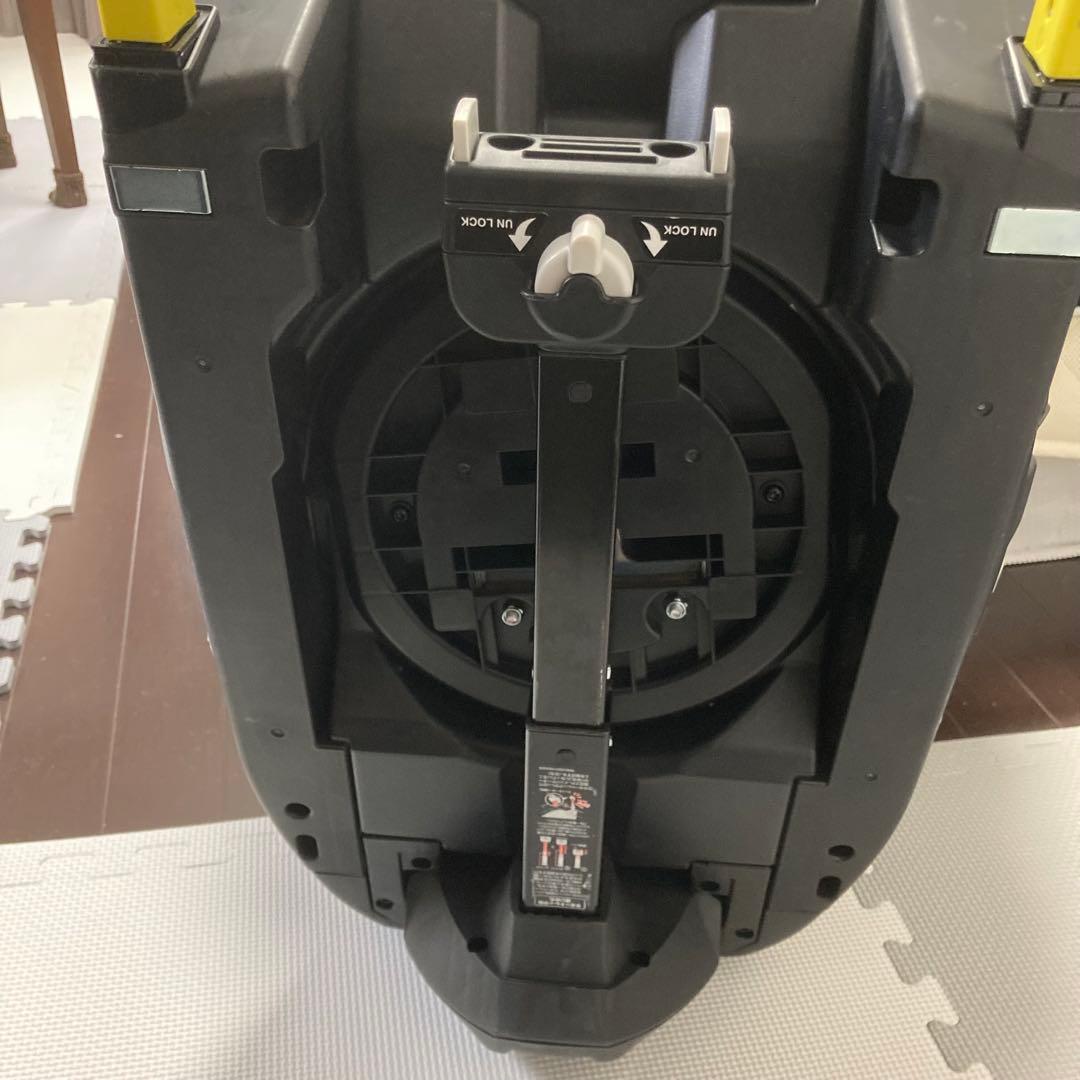 美品 アプリカ Aprica 新生児 チャイルドシート マモリラ R129