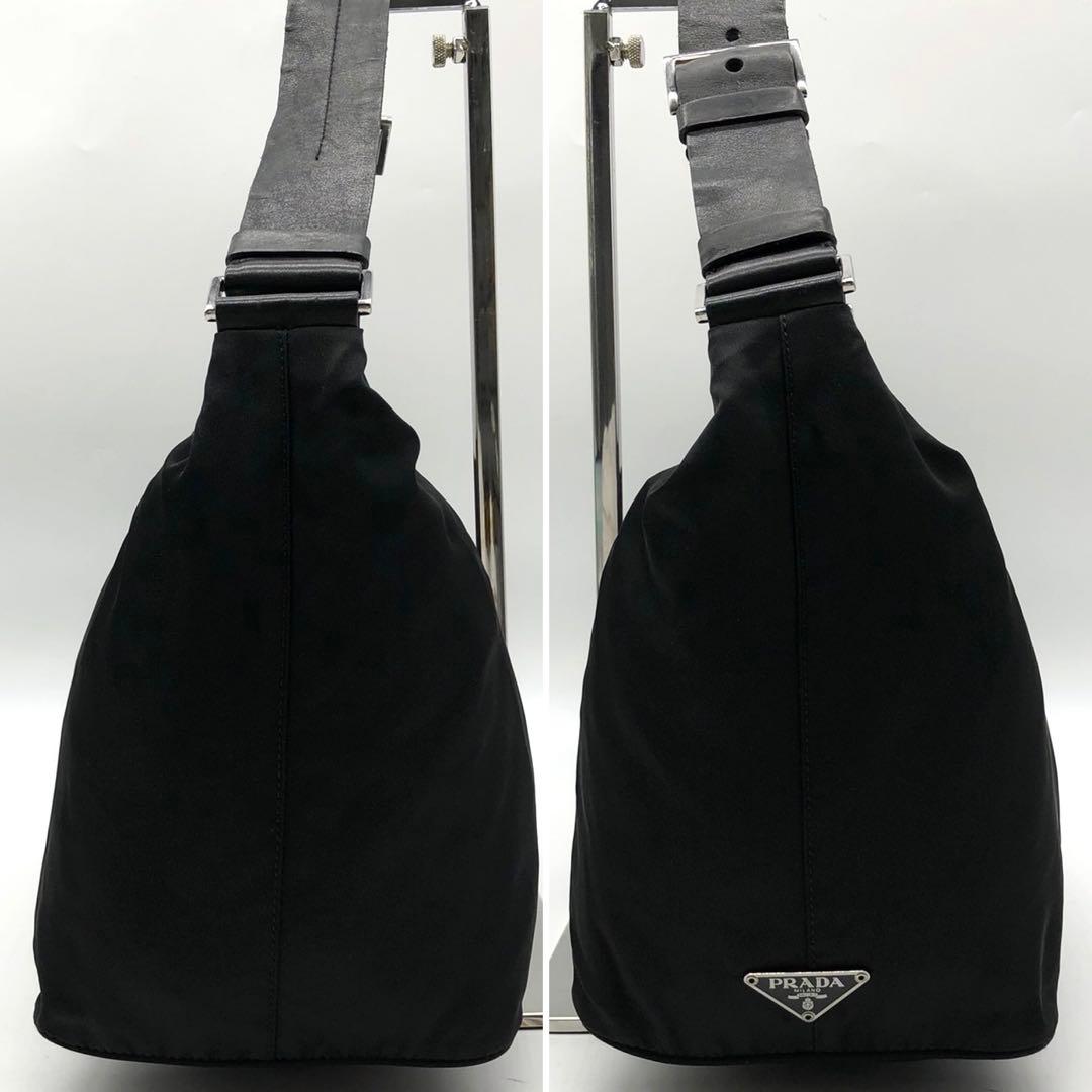 ✨美品✨プラダ ワンショルダーバッグ 三角ロゴ シルバー金具 ナイロン レザー
