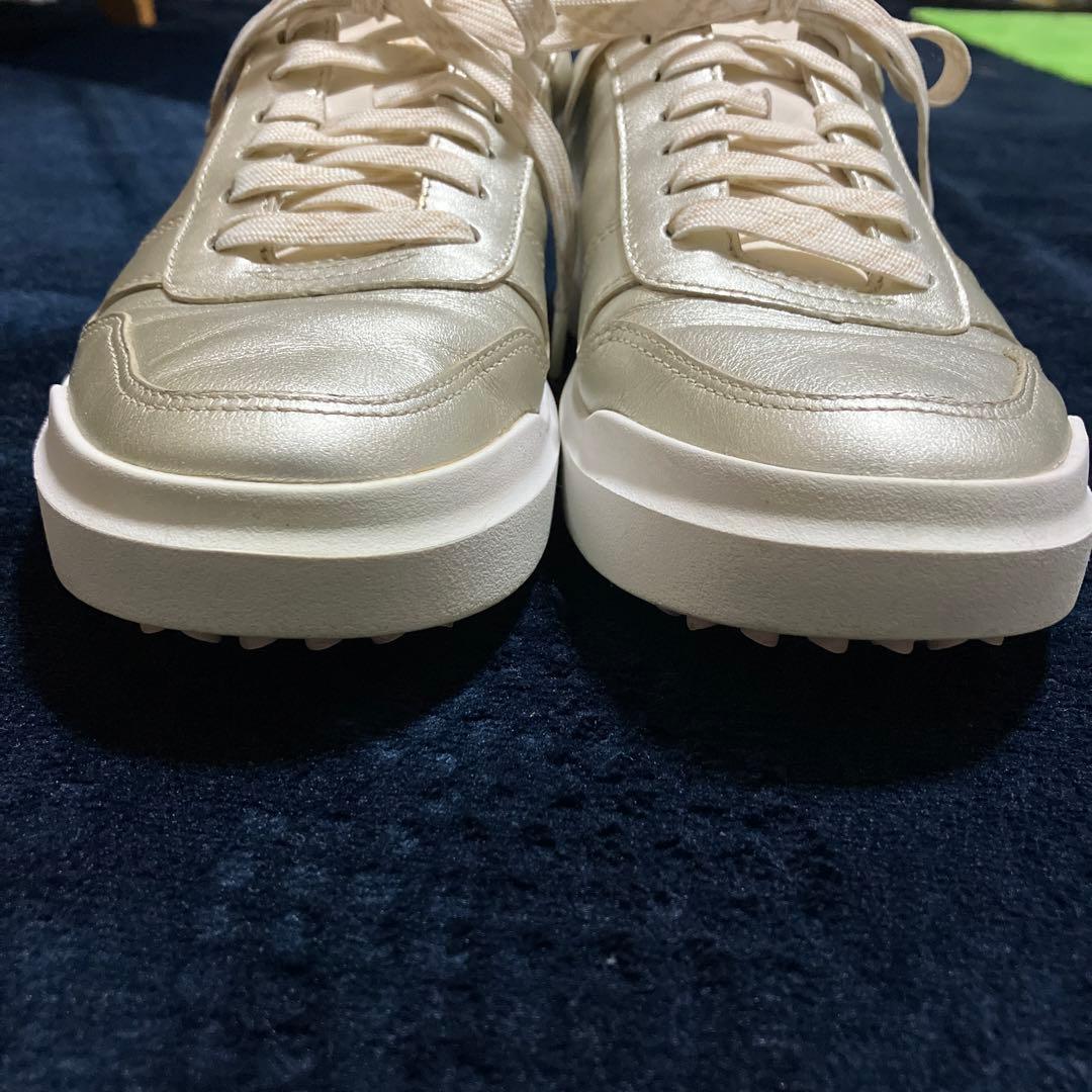 美品！ゴルフシューズ　コールハーン　レディース　24センチ　ウォータープルーフ