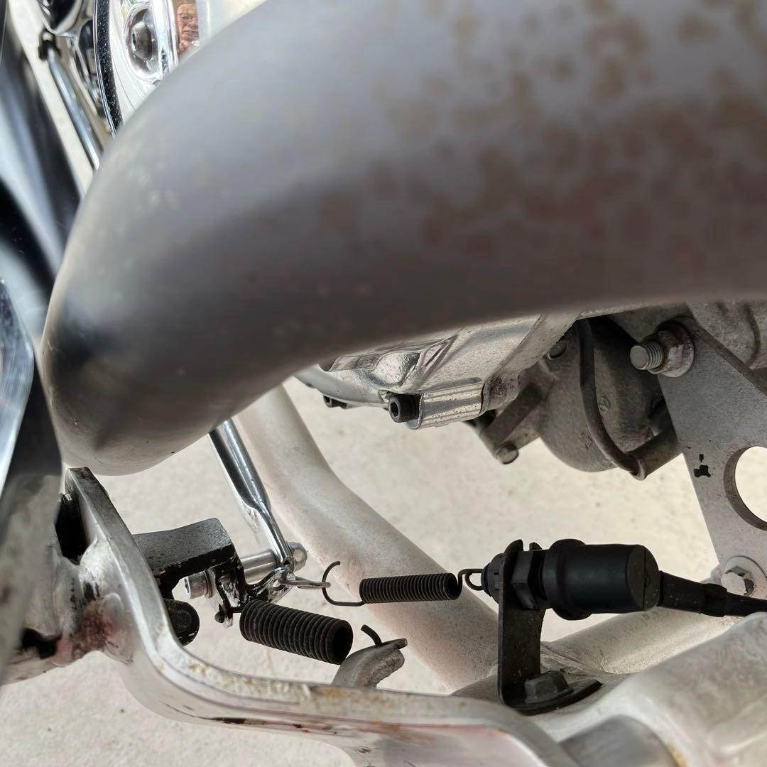 ドラッグスター 400 マフラー、プッシュロッド、エアクリーナーカバー