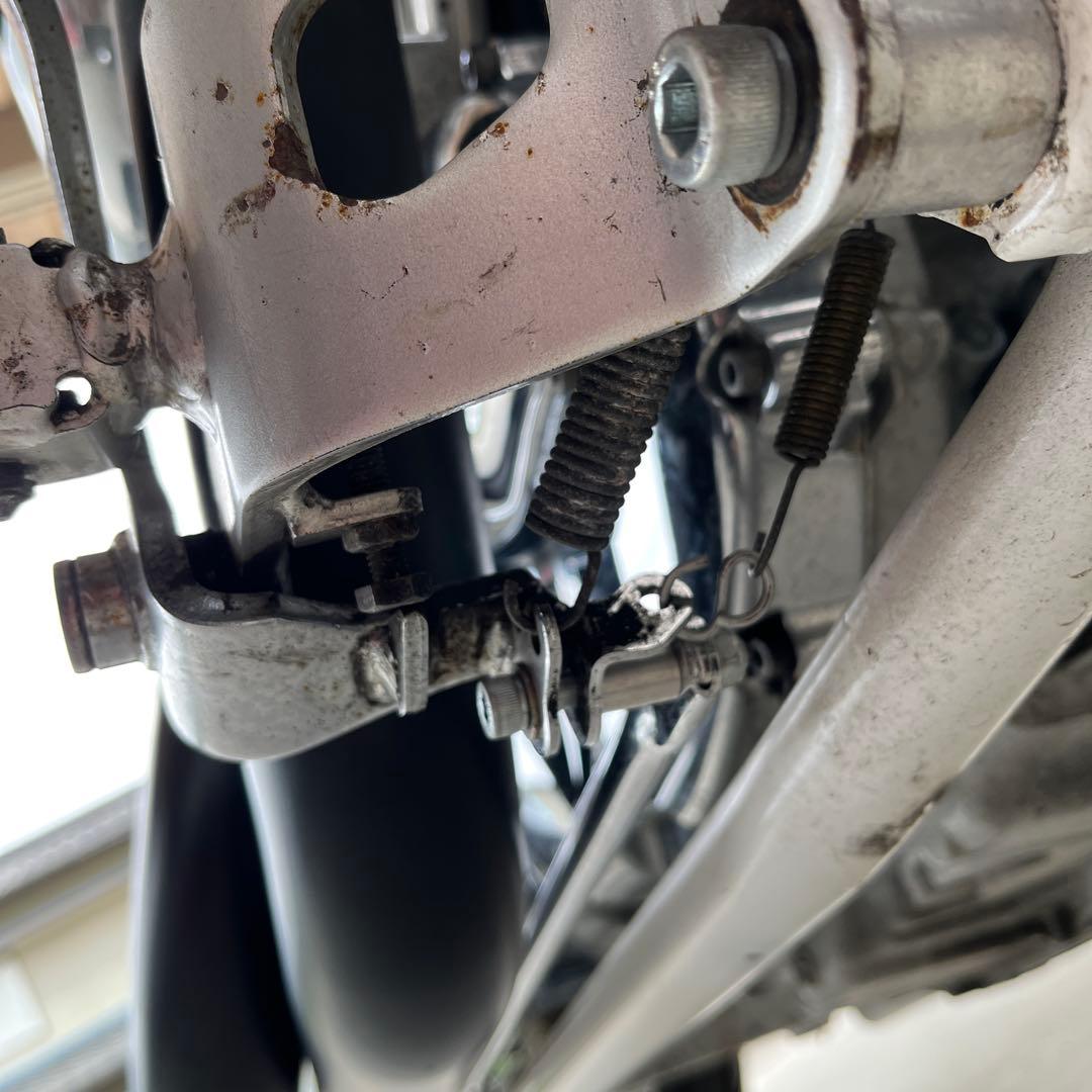 ドラッグスター 400 マフラー、プッシュロッド、エアクリーナーカバー