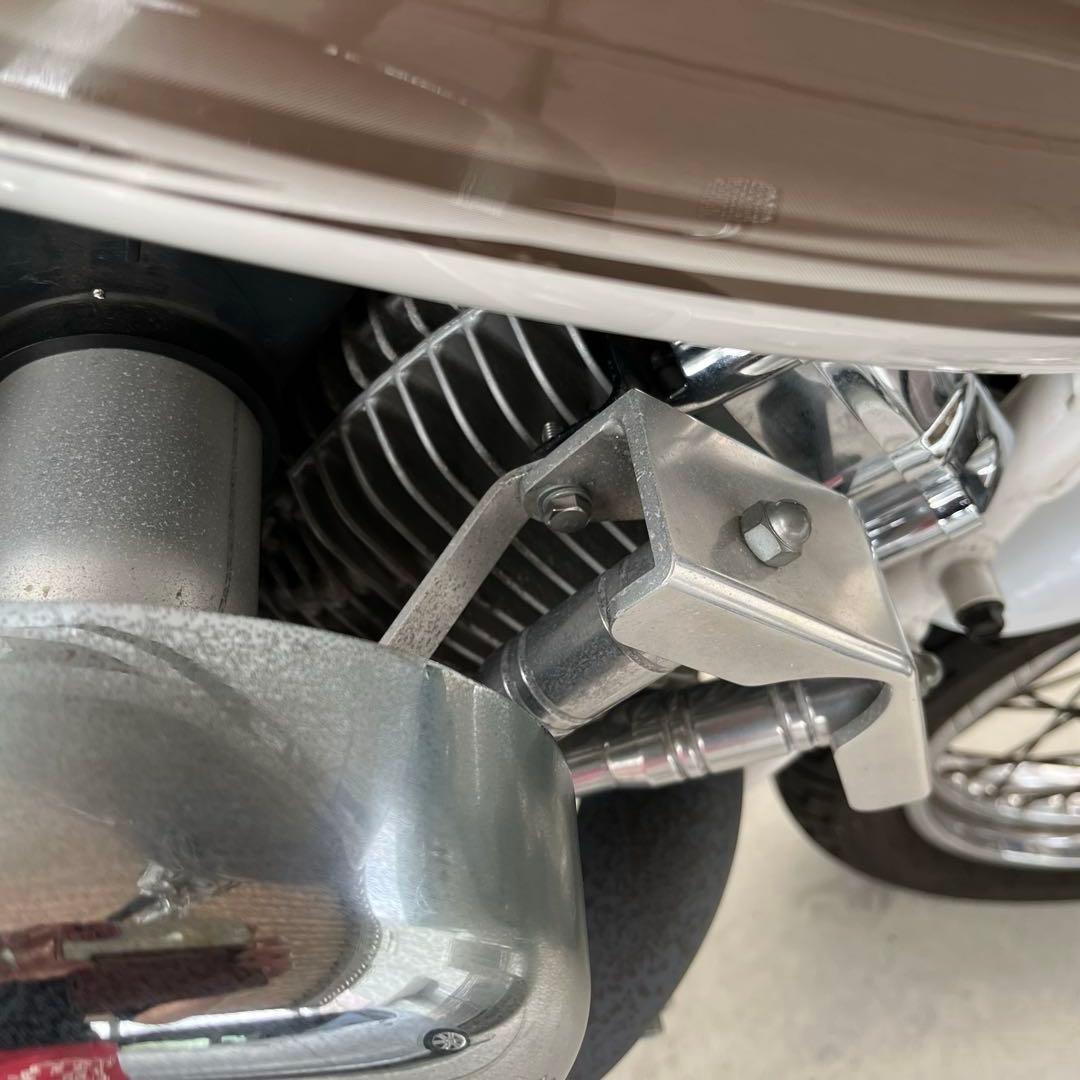 ドラッグスター 400 マフラー、プッシュロッド、エアクリーナーカバー