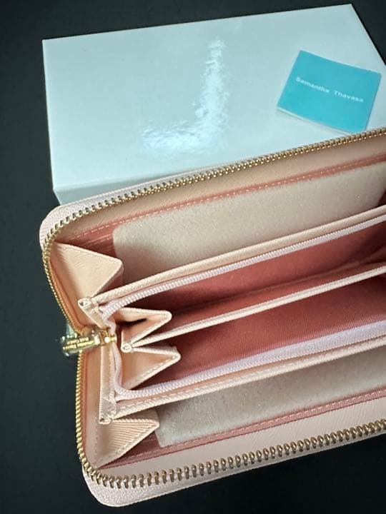 ● momo ●未使用⭐︎箱付⭐︎Samantha Thavasa・長財布