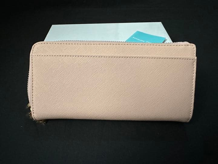 ● momo ●未使用⭐︎箱付⭐︎Samantha Thavasa・長財布