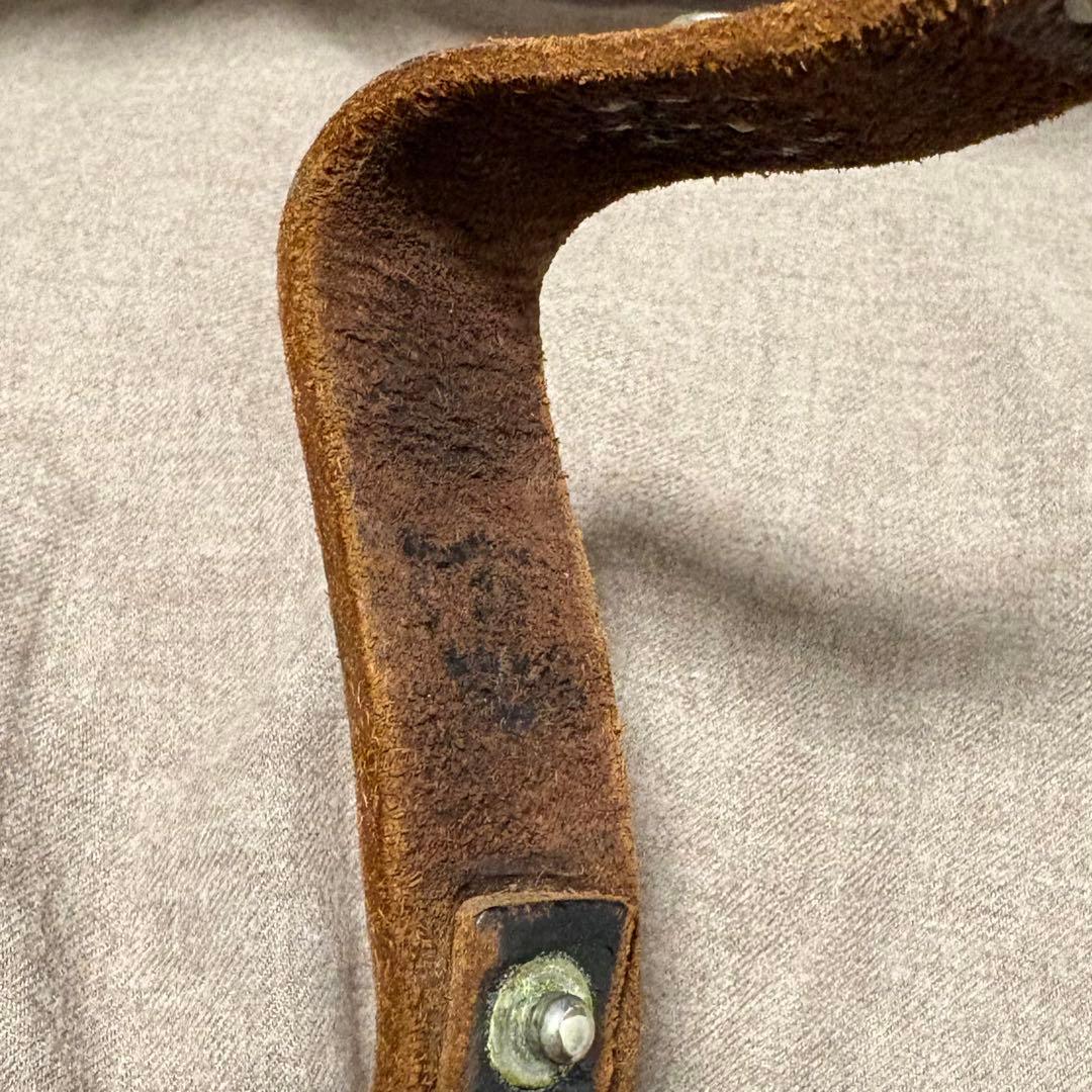 HTCフラワースタッズウォレットチェーン