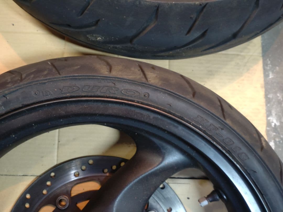 カワサキ　バリオスⅡ　前後ホイールセット