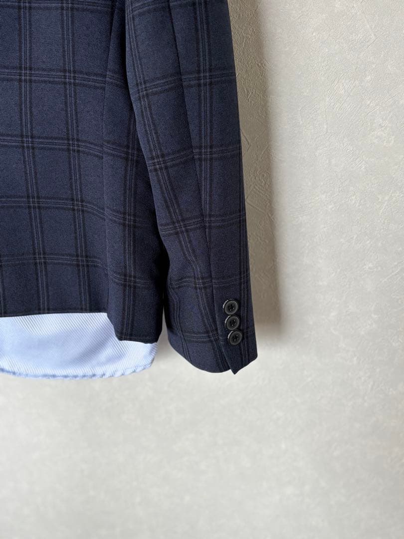 美品！子供用スーツ　130cm