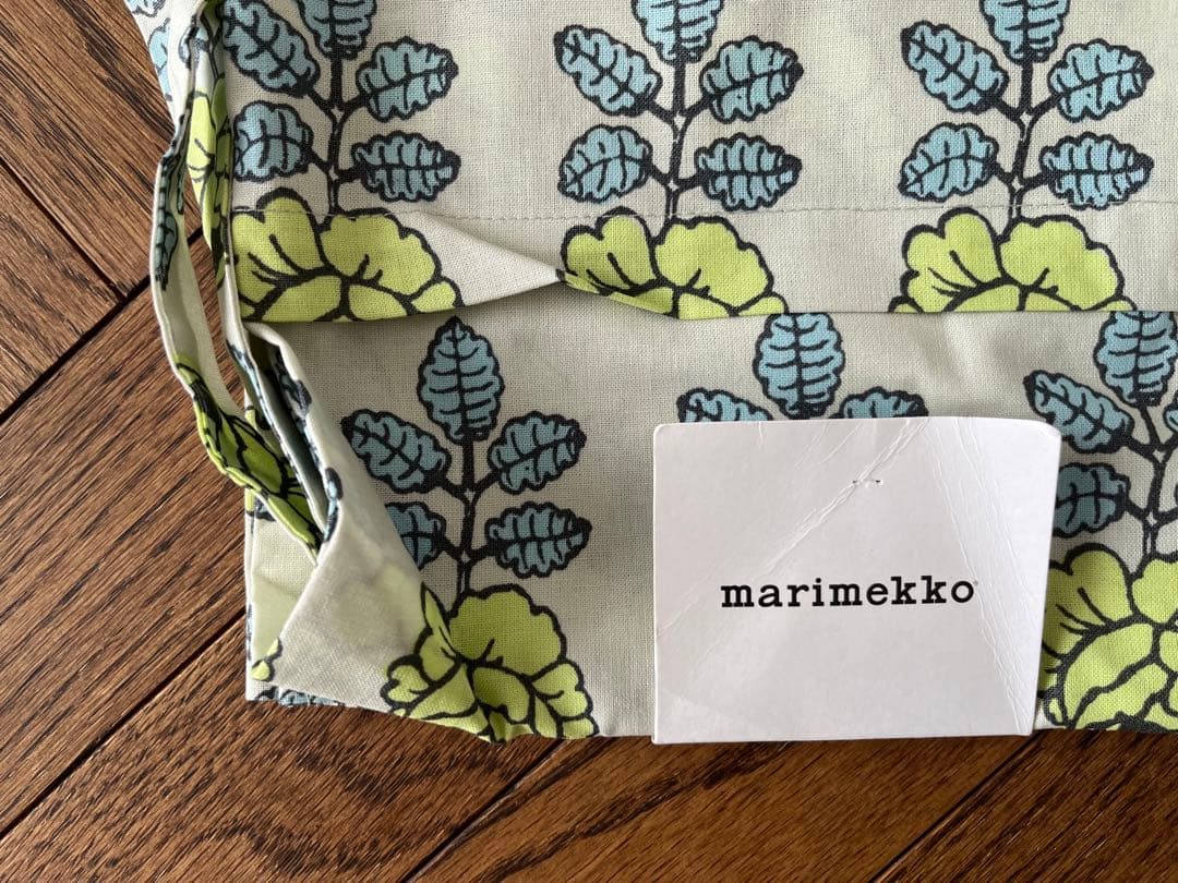 マリメッコ・ヴィヒキルース：エプロン＋ミトン2点