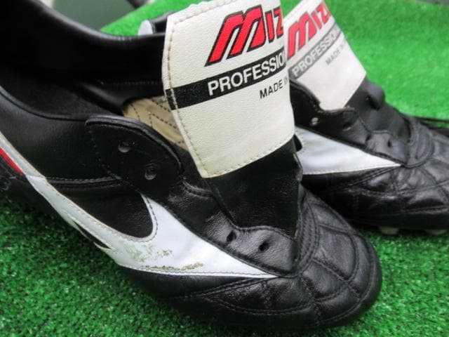 シューズ MORELIA