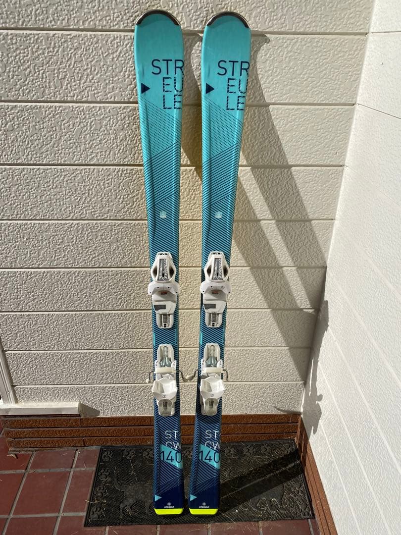 シュトロイレ　スキー板　レディース　143cm