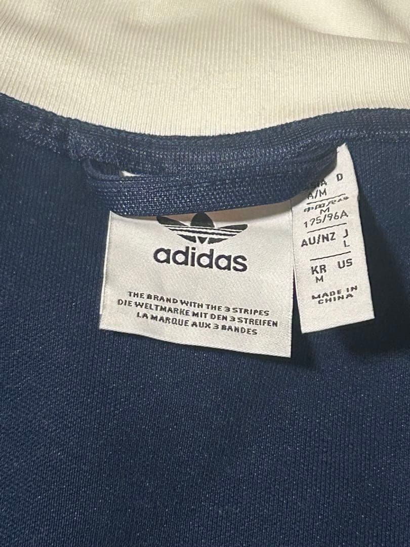 adidas ネイビー　クラシックトラックジャケット
