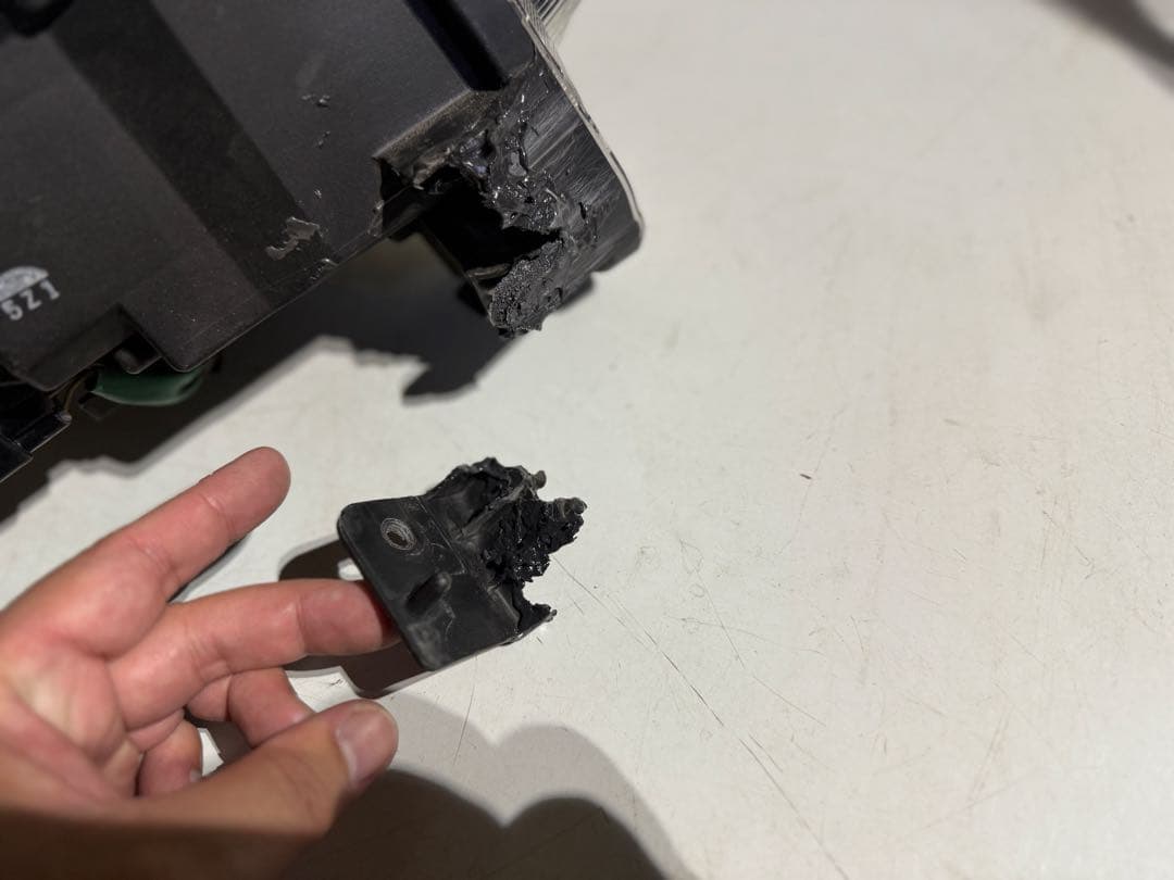 フォレスター SJ5/SJG 後期 左ライト KOITO 100-60310