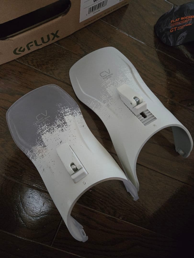 FLUX CV　Sサイズ　 ハイバック、ストラップカスタムあり