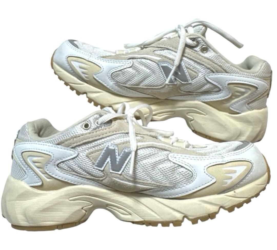 値下げ　New Balance ML725 スニーカー　25 オフホワイト