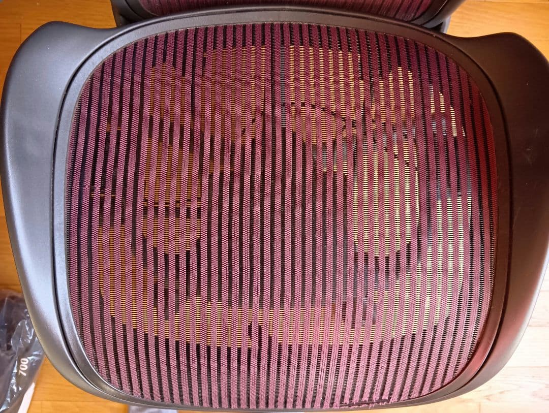 ア*ル様 【難あり】ハーマンミラー アーロンチェア