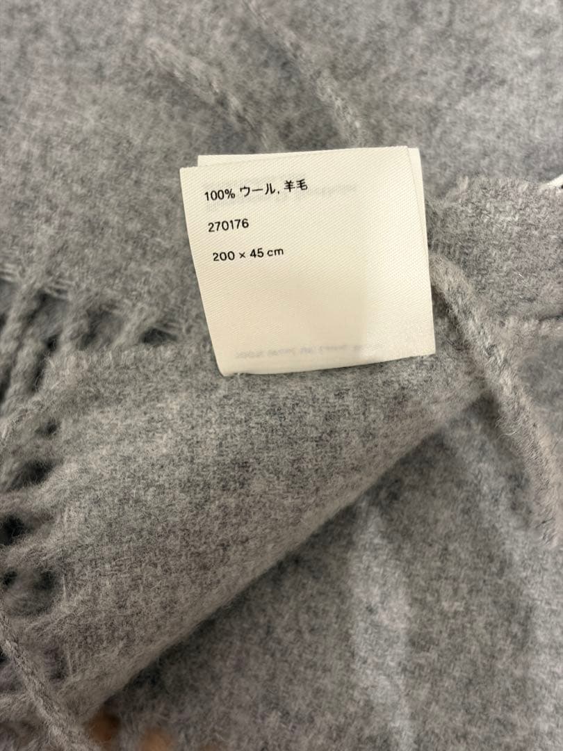 acne studios マフラー