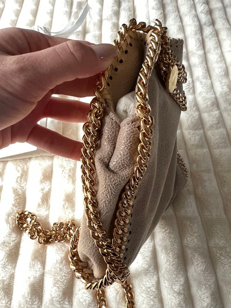 美品★ステラマッカートニー　ファラベラ　タイニー　ベージュ×ゴールド