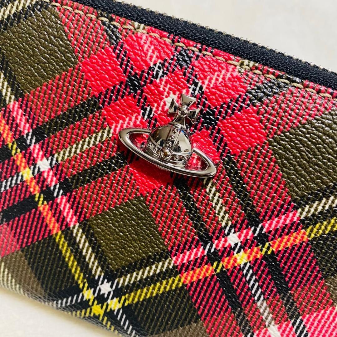 vivienne westwood チェック柄 ラウンドファスナー長財布