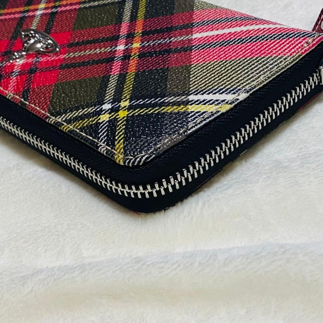 vivienne westwood チェック柄 ラウンドファスナー長財布